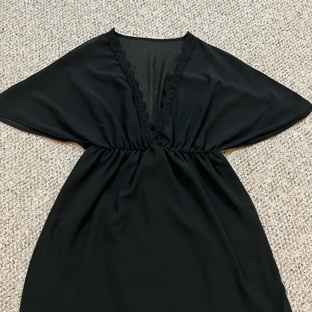 Black beach cover up size S!